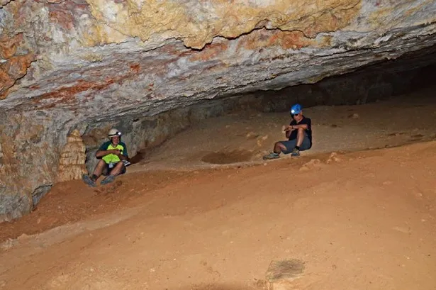 Fotografia de TRES ALLS, COVA DELS (7 de 7)