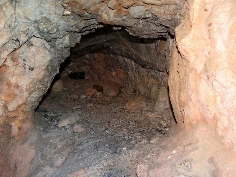 Fotografia de CAP DEL FARAÓ, COVA DEL (2 de 3)