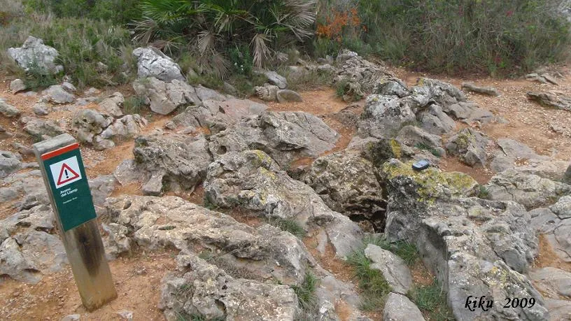 Fotografia de LLAMP, AVENC DEL (1 de 2)