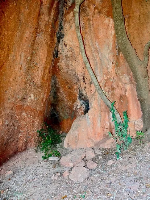 Fotografia de CAP DEL FARAÓ, COVA DEL (3 de 3)