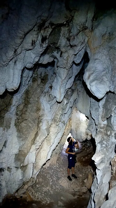 Fotografía de ESTRET DEL BOSC DE QUER, COVA DE L' (2 de 5)