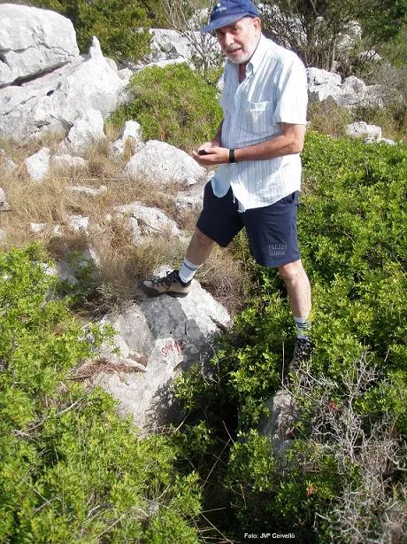 Photograph of SERRAT DE LA MORELLA, AVENC SM-13 DEL (2 of 2)