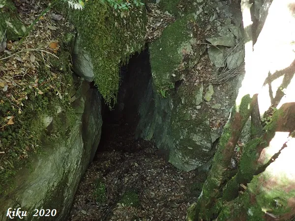 Fotografia de HEURA, AVENC DE L' (2 de 4)