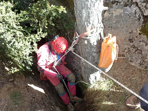 Fotografía de LLOSANQUES, COVA DE LES (1 de 13)