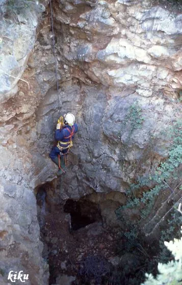 Photograph of COLLA DEL PINXO, AVENC DE LA (1 of 3)
