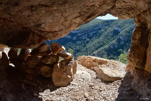 Fotografía de CASTELL, COVA DEL (3 de 3)