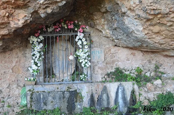 Photograph of SANT SALVADOR, COVA DE (3 of 7)