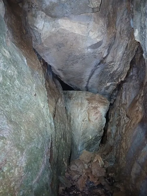 Photograph of ROCA SABEIA, AVENC Nº2 DE LA (4 of 4)