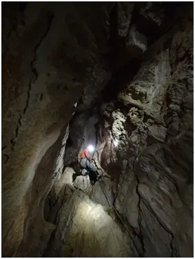 Fotografia de CIM DE L'OBAGA DEL POLLO, COVA-AVENC DEL (7 de 7)