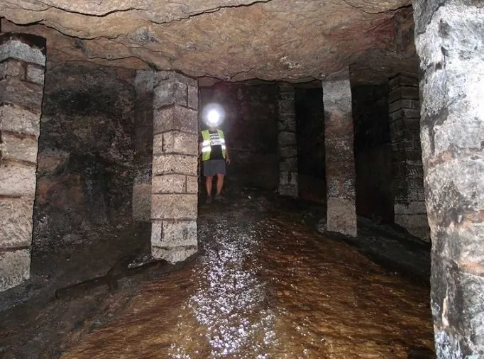 Photograph of TÚNEL DE L'ARGENTERA, COVA DEL (8 of 12)