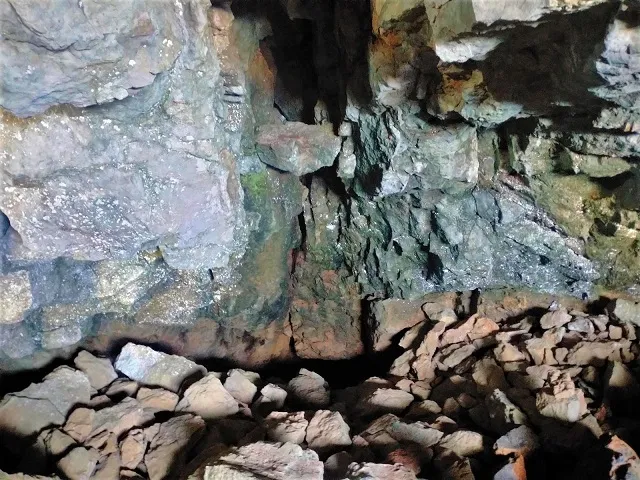 Fotografia de FONT DEL CRISTALL, COVA DE LA (4 de 5)