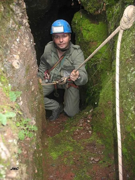 Photographie de ENDALÓ, AVENC DE L' (1 sur 3)