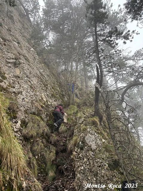 Fotografia de ROC DE LA CLUSA, FORAT SUPERIOR DEL (1 de 10)