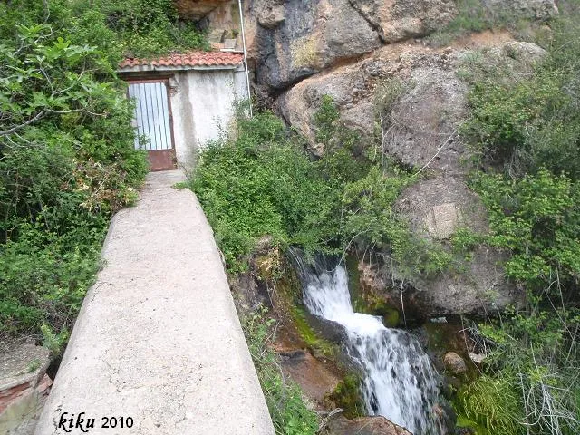 Photograph of FONT DEL MOLÍ, COVA DE LA (1 of 2)