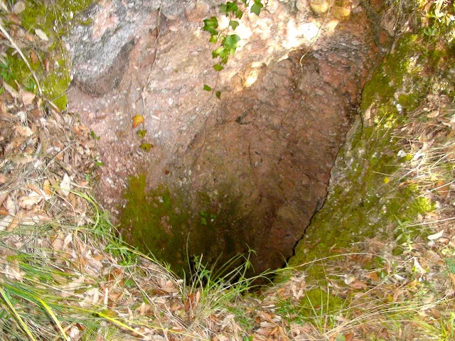 Fotografía de ROQUISSES, AVENC DE LES (1 de 1)