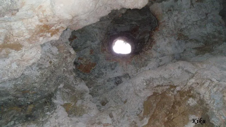 Fotografía de CELLER DEL FUSTER, COVA AVENC DEL (4 de 4)