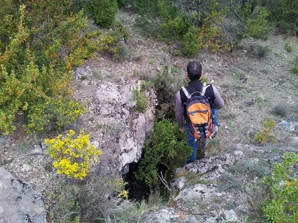 Fotografía de RIBES, AVENC DE LES (1 de 2)