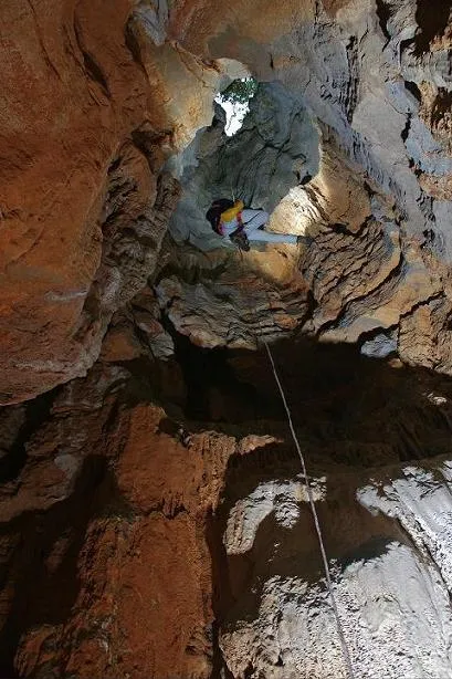 Fotografía de SERRALET RODÓ, AVENC DEL (2 de 3)