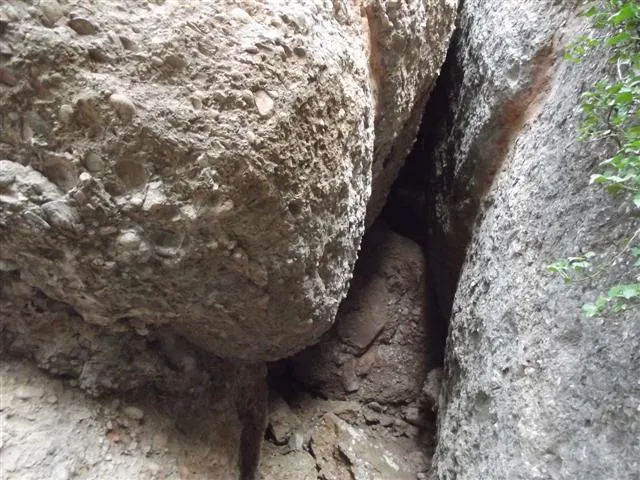 Fotografia de CINGLE, FORAT DEL (1 de 3)