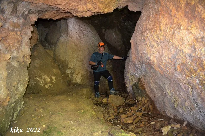 Photographie de FONT DELS CAPELLANS, COVA DE LA (3 sur 6)