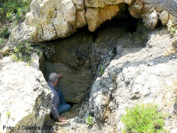 Fotografia de CALA DE LA MÓRA, AVENC I COVA DE LA (6 de 6)