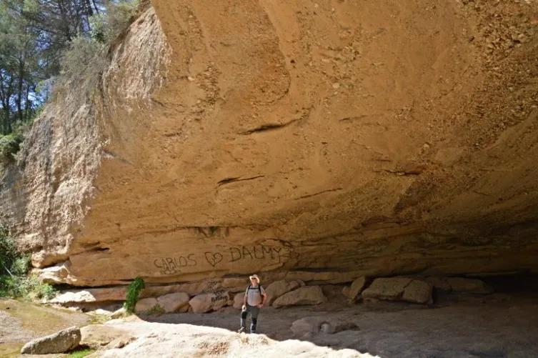 Photograph of SANT ERMENGOL, COVES DE (3 of 4)