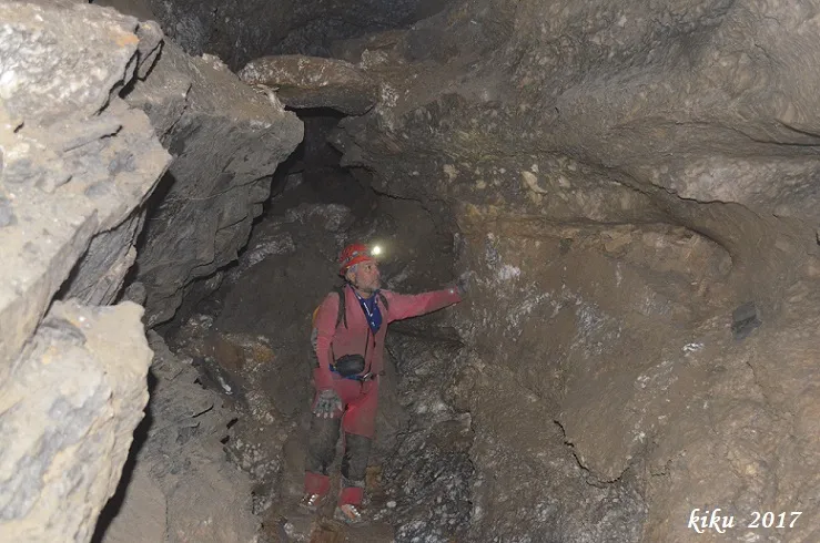 Photograph of ROTGERS (R-2, R3, R-4, R-5, R-6),  COVA DE (6 of 34)
