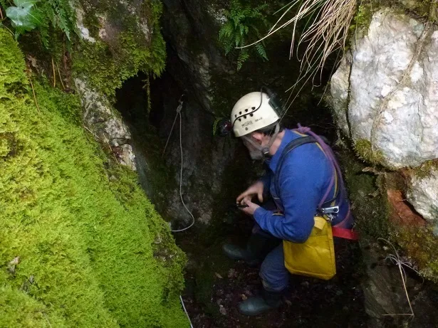Fotografia de CLOT DE JOAN PERE, FORAT DE LO (2 de 3)