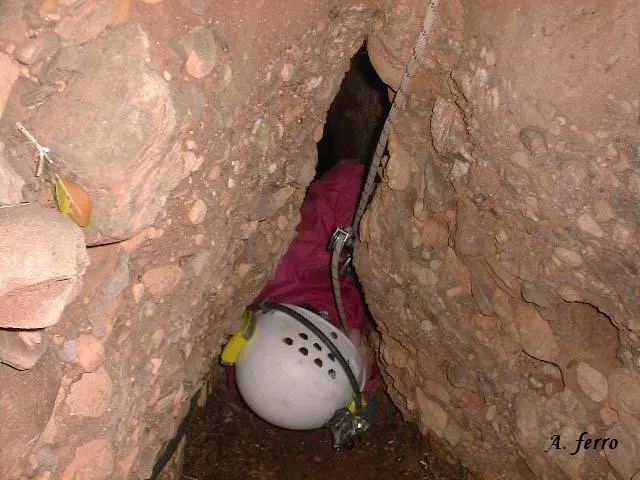 Fotografía de MUNTADA, AVENC GRAN DE LA (3 de 4)