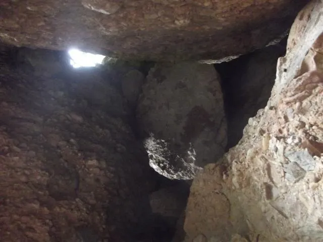 Fotografia de CINGLE, FORAT DEL (2 de 3)