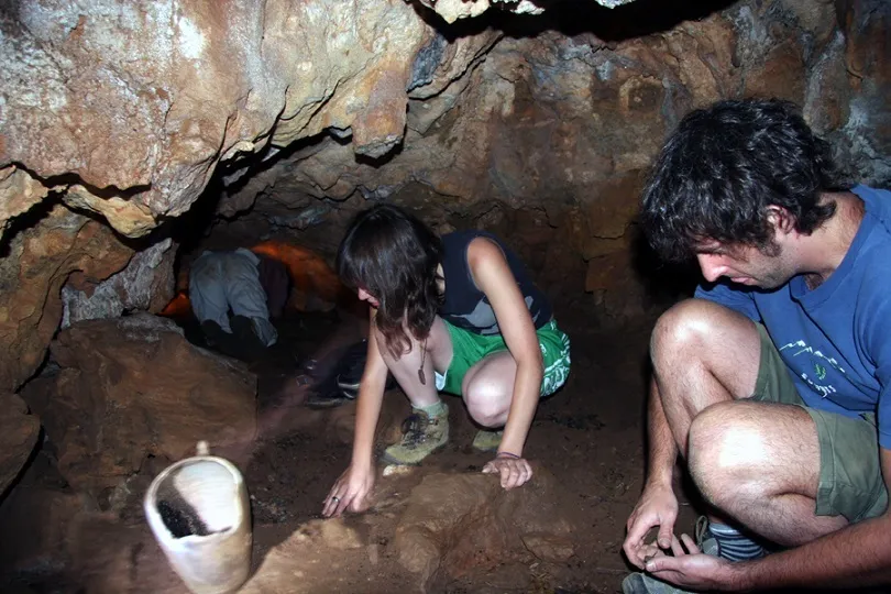 Fotografía de HOME MORT, COVA DE L' (5 de 6)