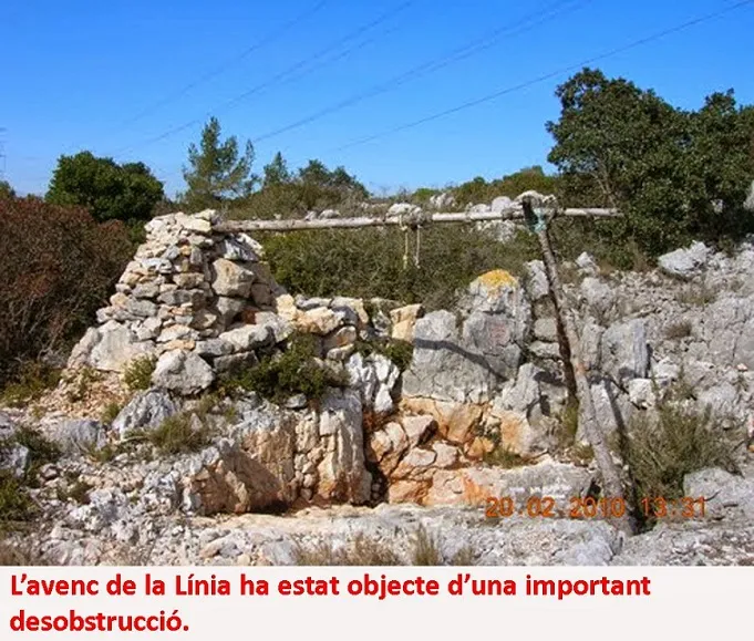 Fotografia de LÍNIA, AVENC DE LA (1 de 1)