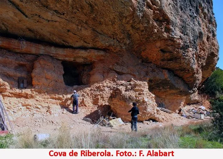 Fotografia de RIBEROLA, COVA DE (3 de 3)