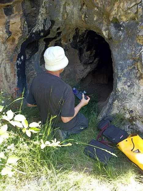 Photograph of ESCALDES, COVA C-3 DE LES (2 of 4)