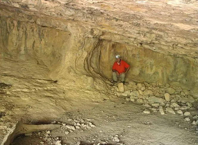 Fotografia de LLOREDES, COVA DE LES (4 de 4)