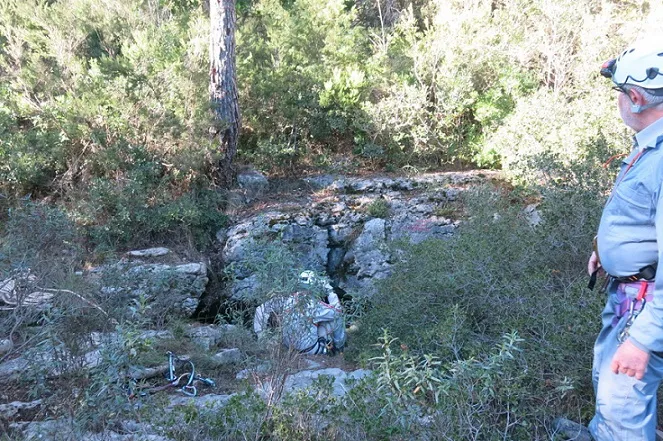 Photograph of SALAMANDRA, AVENC DE LA (3 of 4)