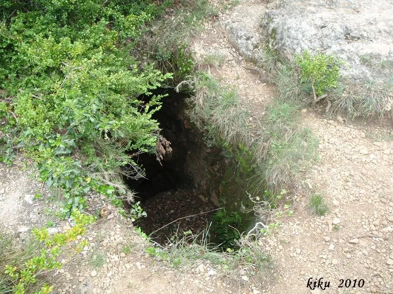 Photographie de OS, AVENC DE L' (1 sur 1)