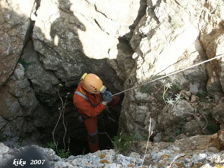 Fotografia de HORTS DE LA PEDROSA, CAU DELS (4 de 8)