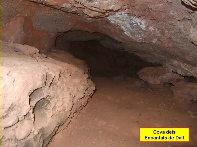 Fotografía de ENCANTATS DE DALT, COVA DELS (2 de 2)