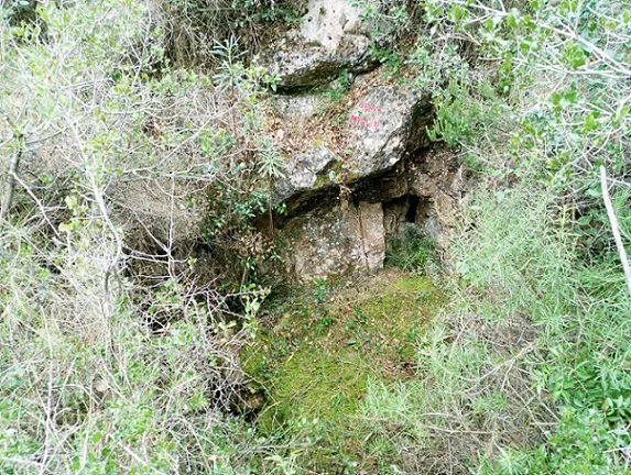 Fotografía de MARIA, AVENC (2 de 3)