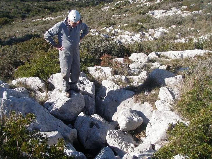 Fotografía de EMBOSSAT, AVENC (3 de 3)