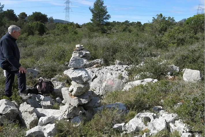 Photograph of LLASTRA INCLINADA, AVENC DE LA (1 of 3)