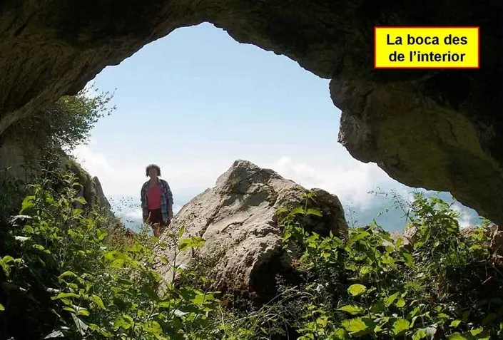 Photograph of COMA D'OLLA, COVA DE LA (2 of 7)