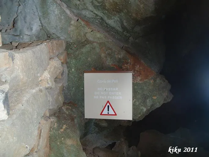 Fotografia de CAN POLÍ, COVA DE (3 de 7)