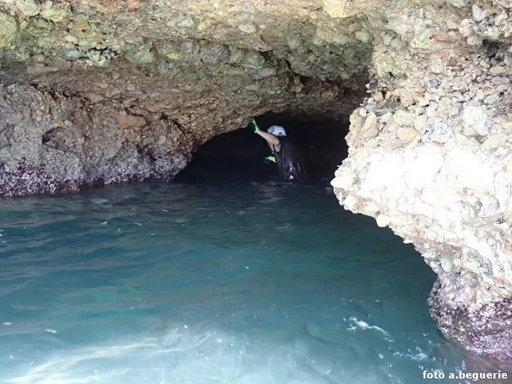 Photograph of XERTOLÍ, COVES DEL (4 of 7)