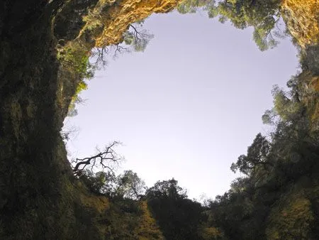 Fotografia de FONTAUBELLA, AVENC DE (1 de 5)