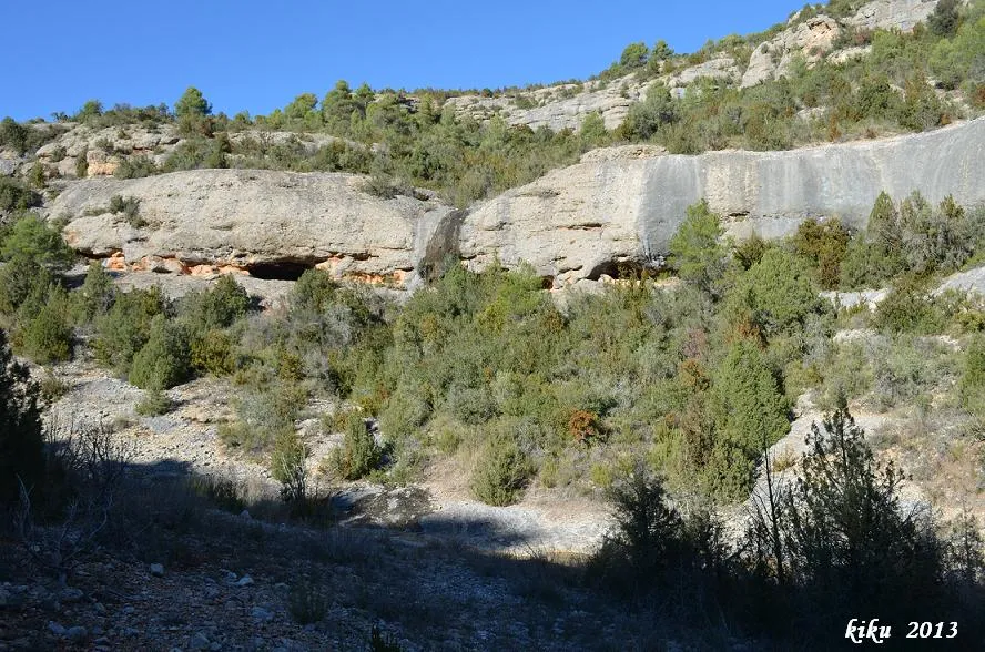 Photographie de TRES COVES, LES (1 sur 4)