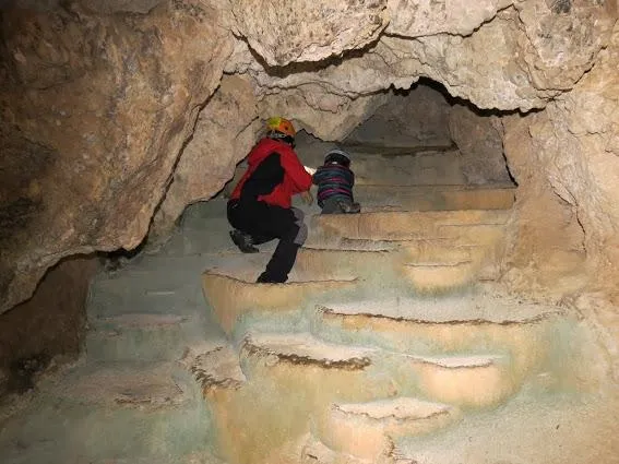 Fotografia de PILETES, COVA DE LES (4 de 4)