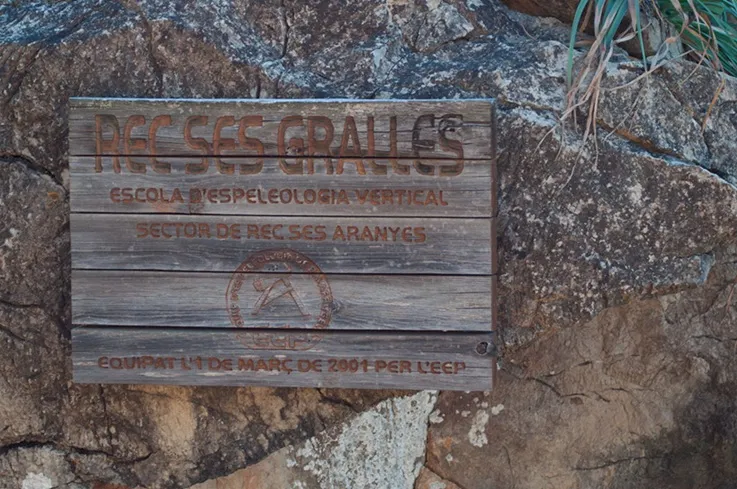 Photographie de GRALLES, REC SES (1 sur 9)