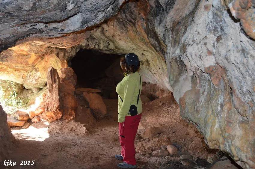 Fotografia de GRAONS DE MURA, COVA DELS (3 de 4)